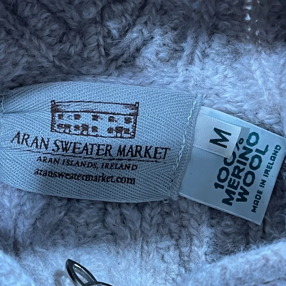 Aran‎ Crafts Sweater Women Medium Cable Knit Merino Wool Ireland Cardigan Hood